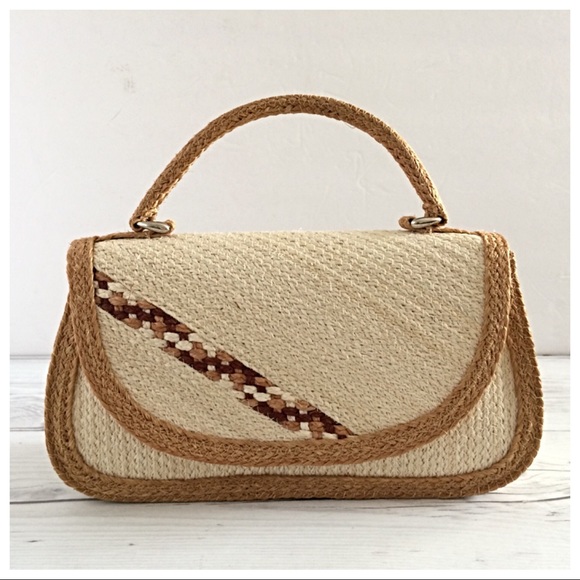 NWT Handwoven Ivory Straw Handbag Purse - Picture 3 of 8